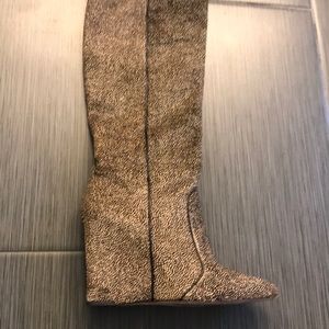 ‼️Boots calf hair Bcbg Maxazeria‼️